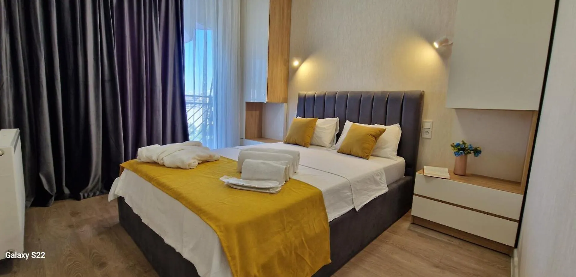 Apartment 82 In Tbilisi contacts